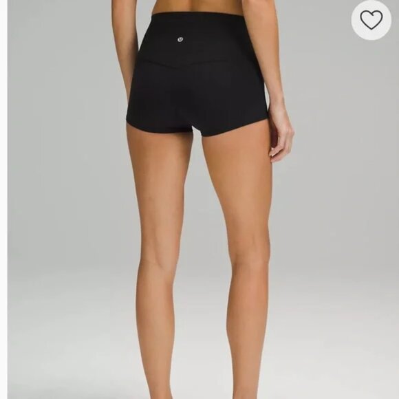 Lululemon Align High-Rise Short 2” Green LW7ARMS Volleyball Biker Shorts B30 - Picture 4 of 6